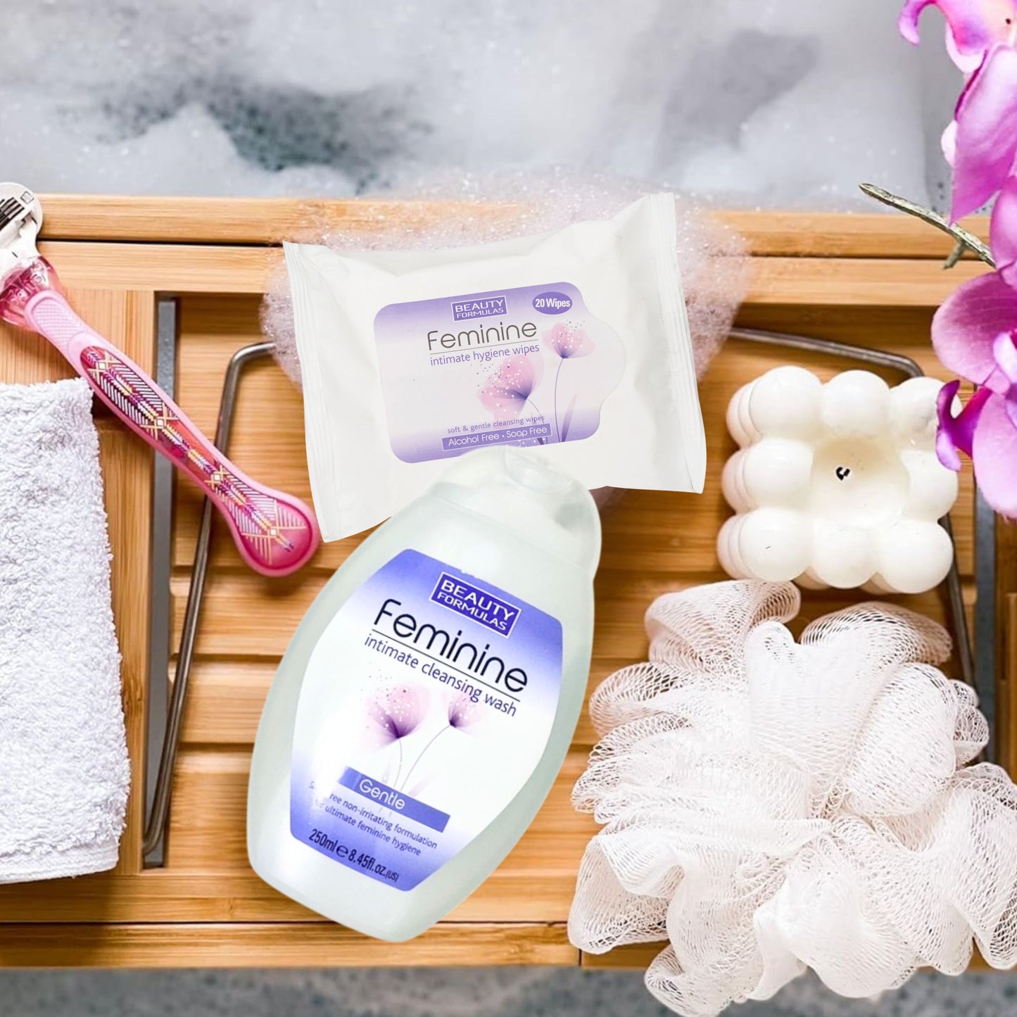 Intimate Wash Bundle for Women - Feminine Wash, Wipes & Period Tracker